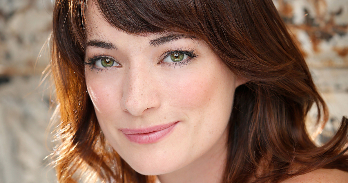 Laura Michelle Kelly Official Site